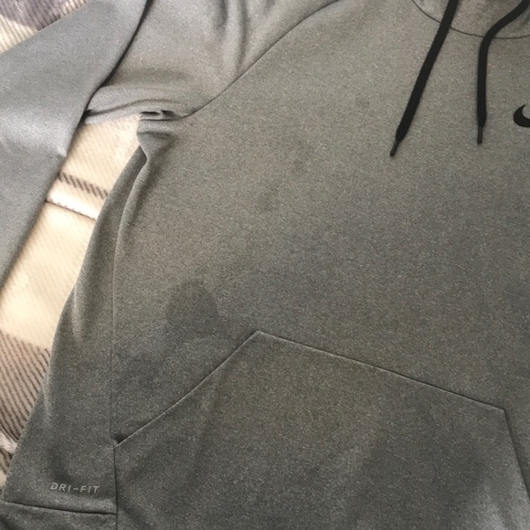 Grey Nike athletic sweater - Picture 2 of 2